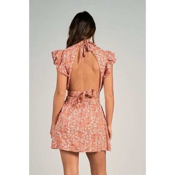 Elan Short Dress with Ruffle Sleeve & Criss Cross Back in Salmon Floral Santa Fe - Picture 1 of 7
